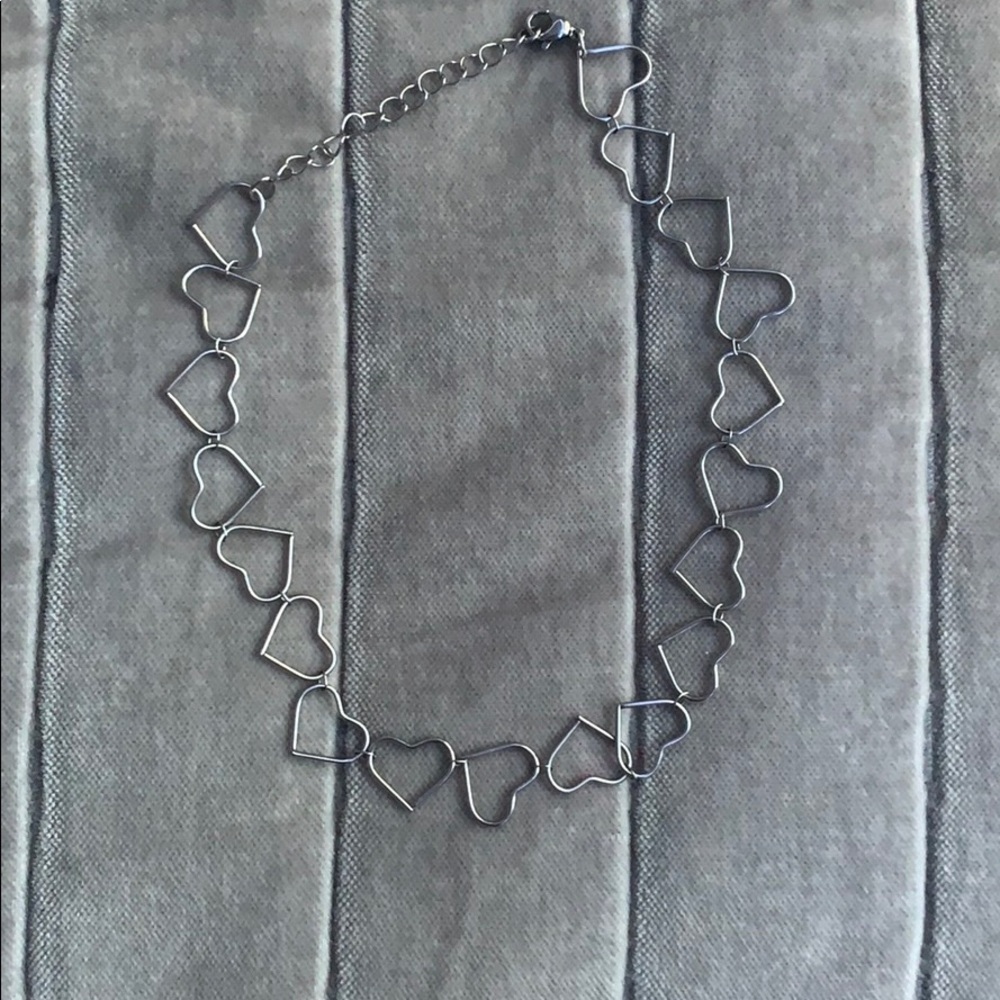 Brandy Melville heart choker necklace